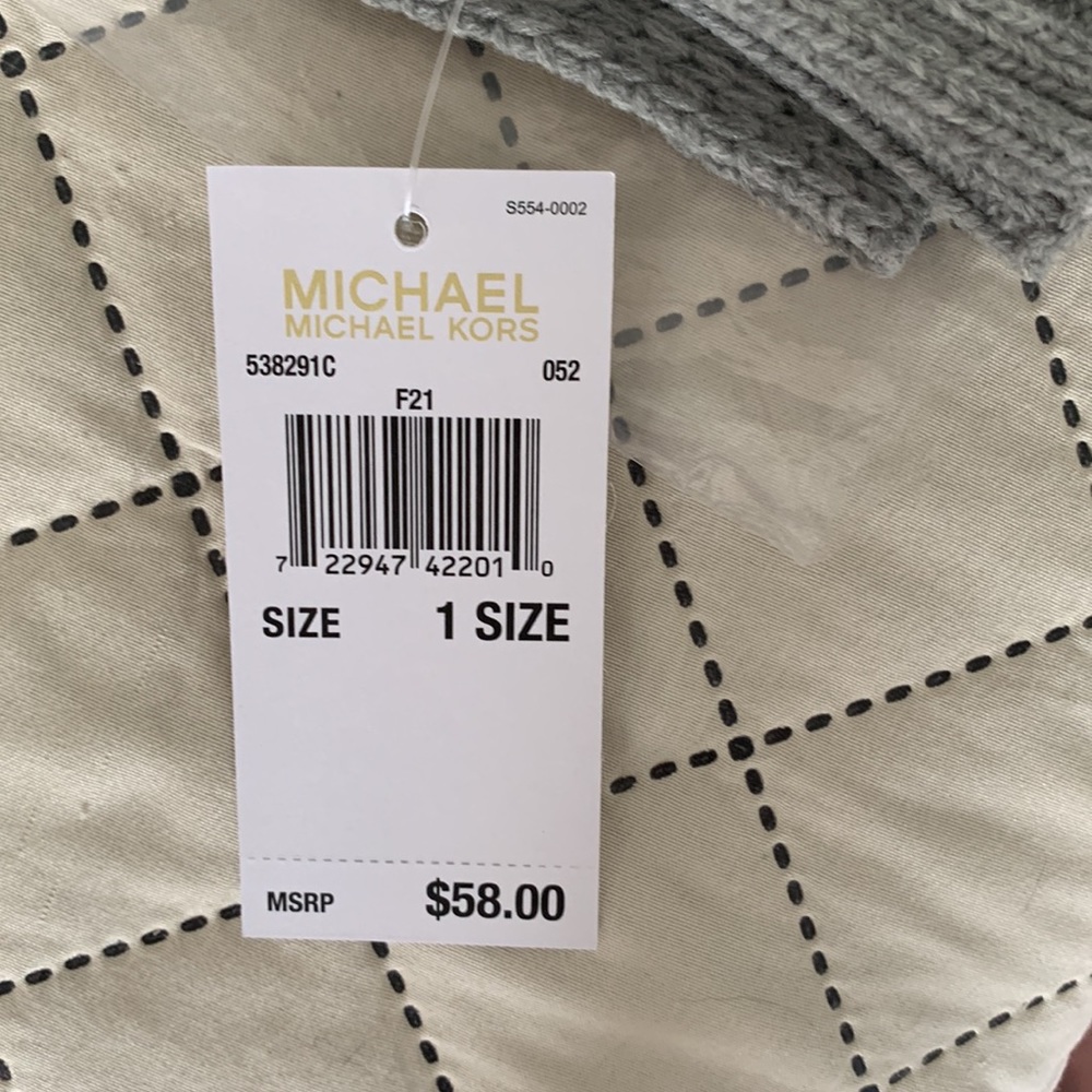 Michael Kors winter scarf. - Picture 3 of 5